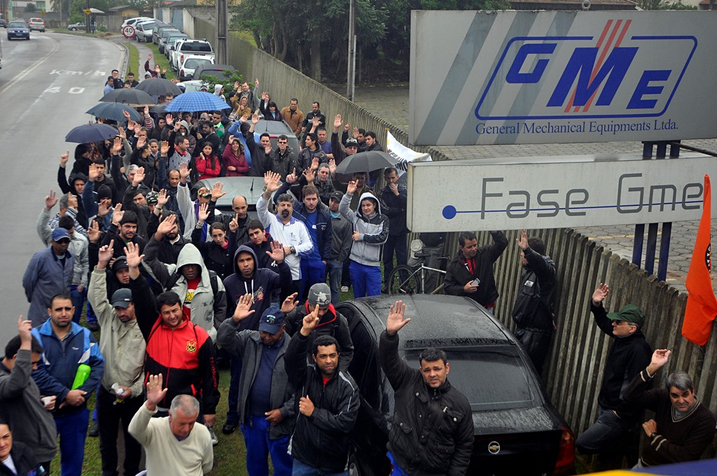 Após 4 dias de greve, metalúrgicos da GME conquistam o acordo salarial